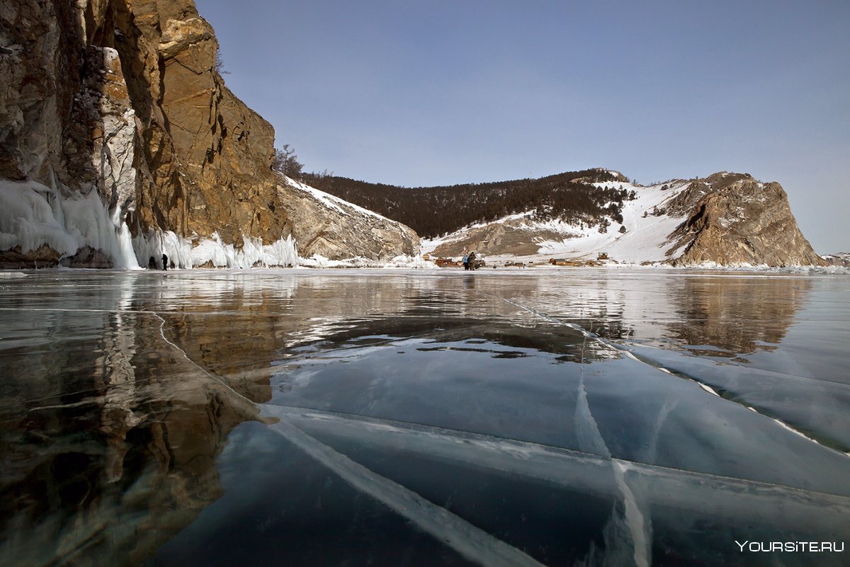 Телецкое озеро прозрачный лед