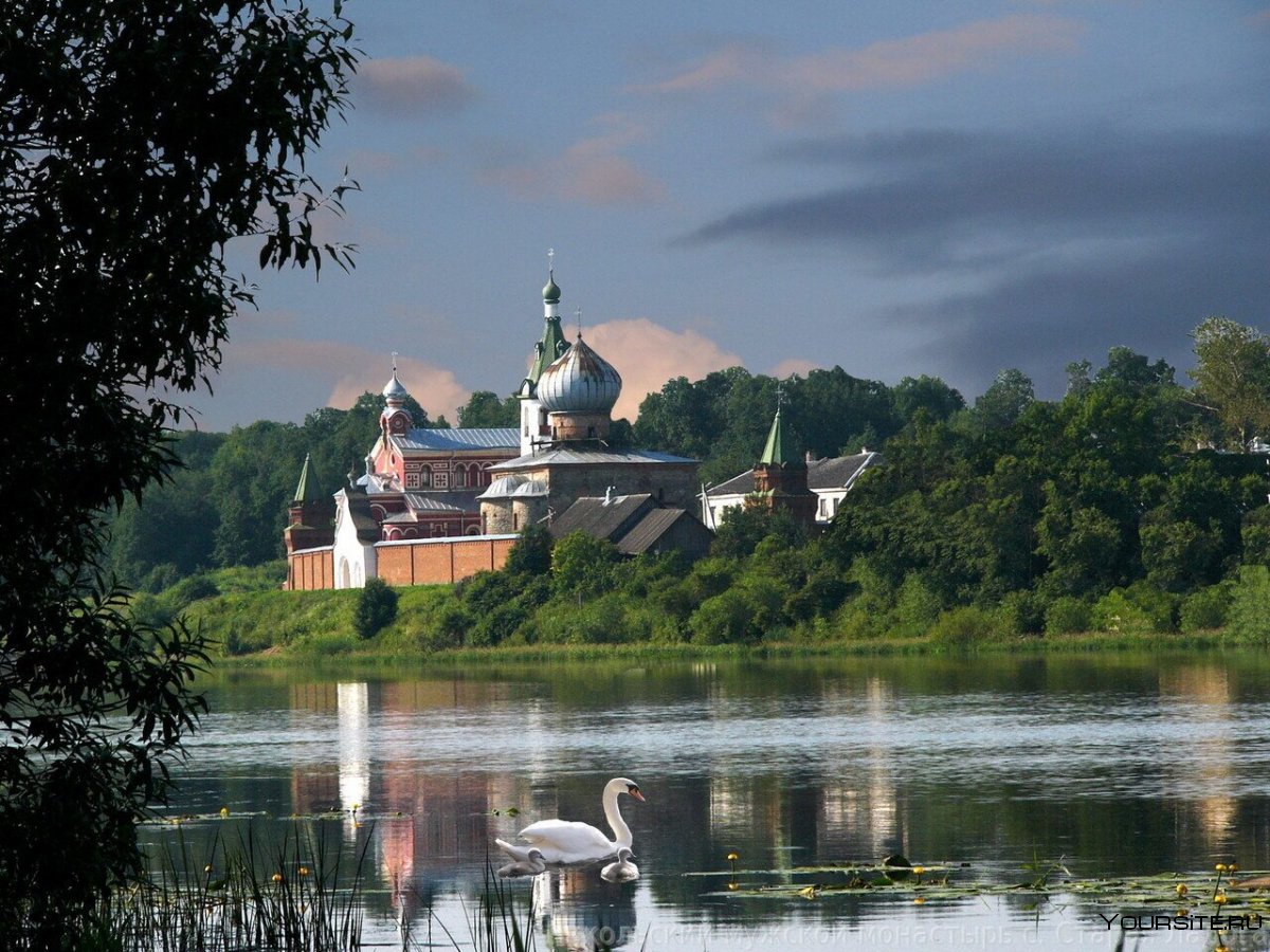 Никольский монастырь Ладога