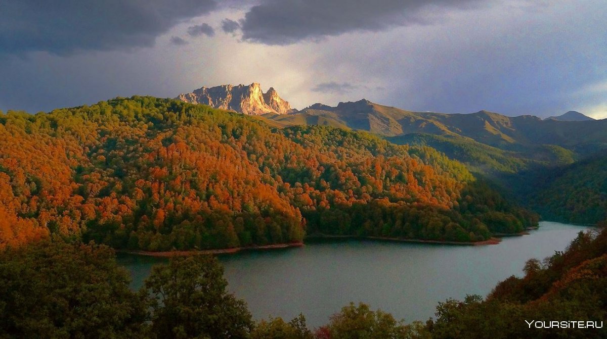 Озеро гёйгёль Азербайджан