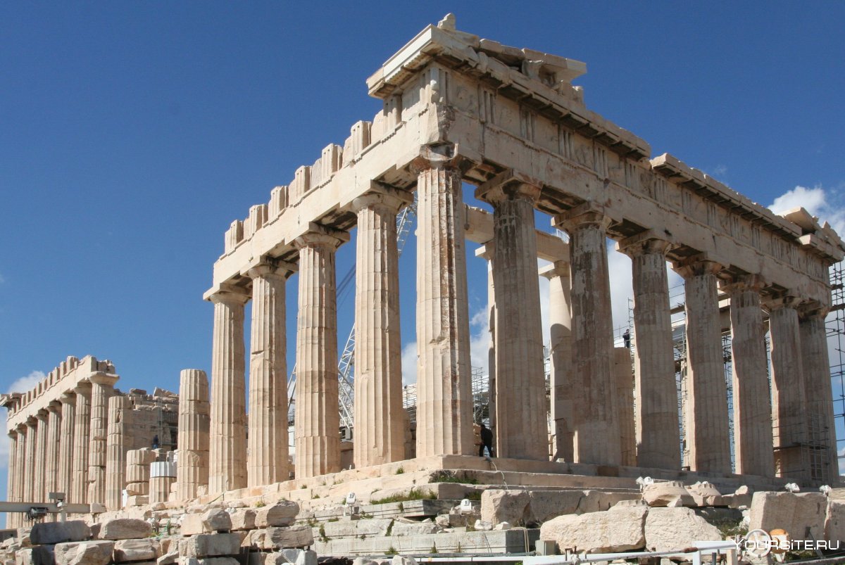 Колоннада древней Греции