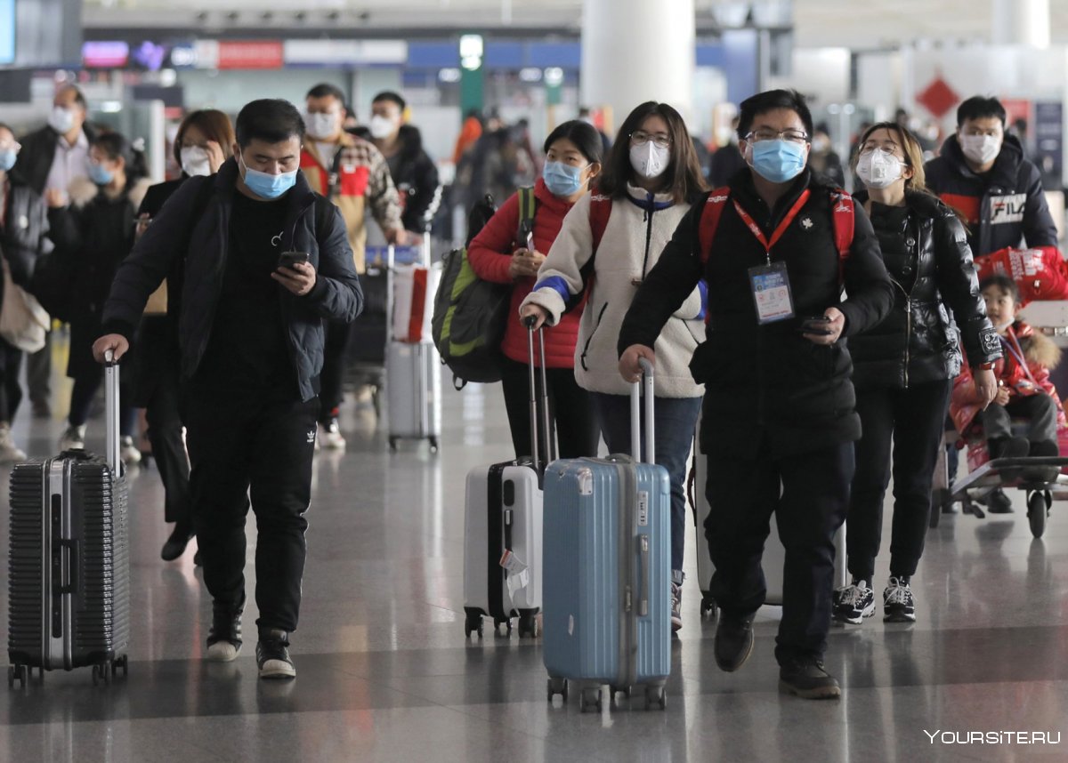 Корейские журналисты в аэропорту