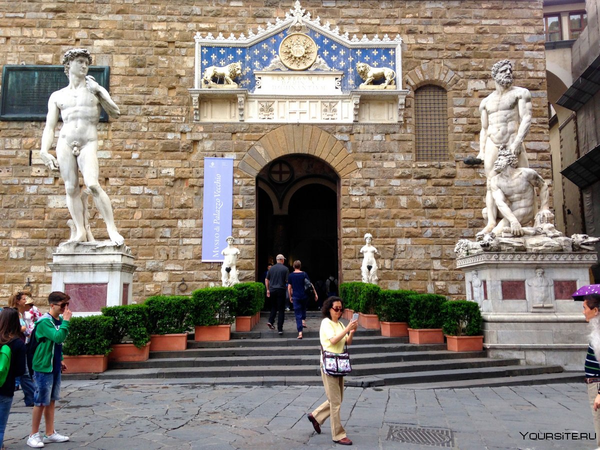 Площадь свободы Флоренция