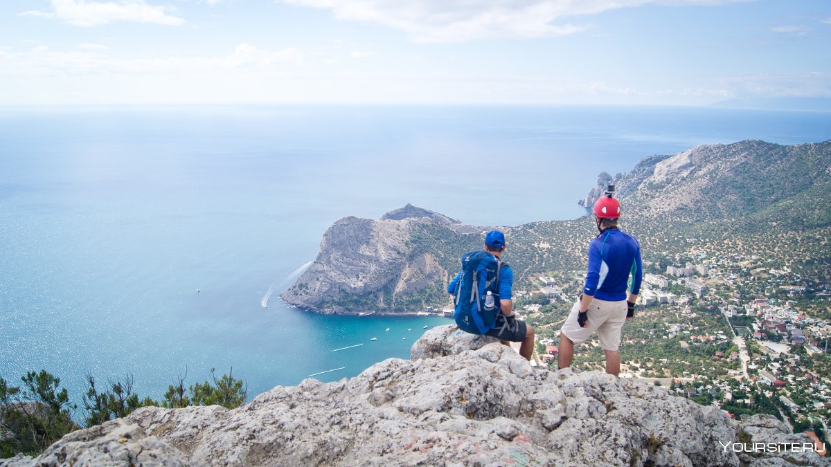 Вершина Сокол в Крыму