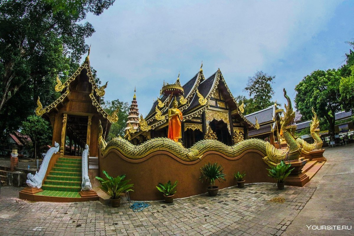 Буддистский храм в Тайланде