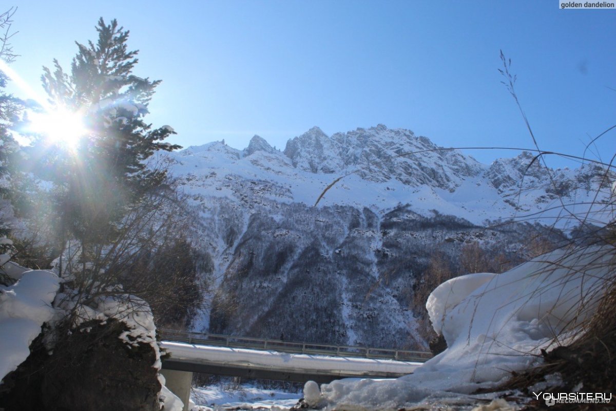 Гоначхирское ущелье Домбай зимой