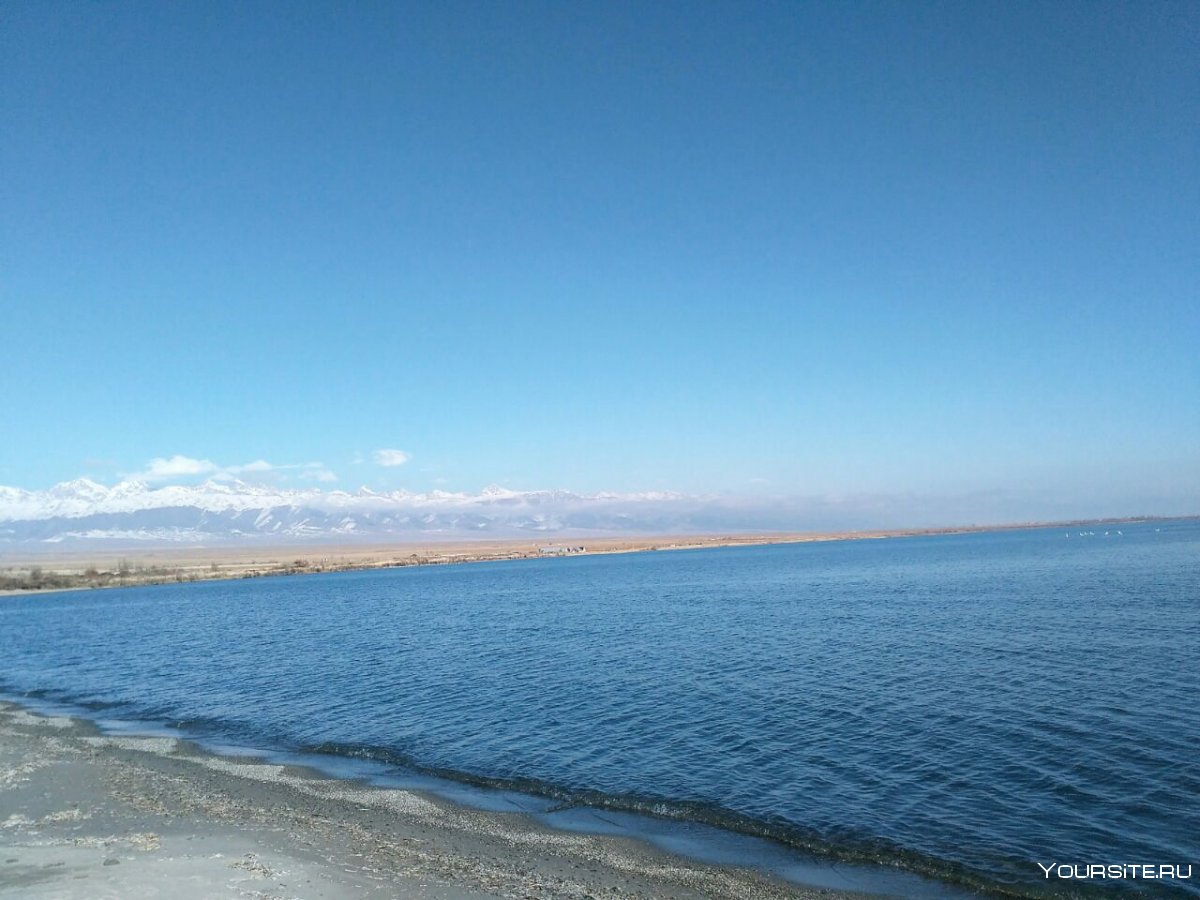 Озеро Иссык-Куль зимой