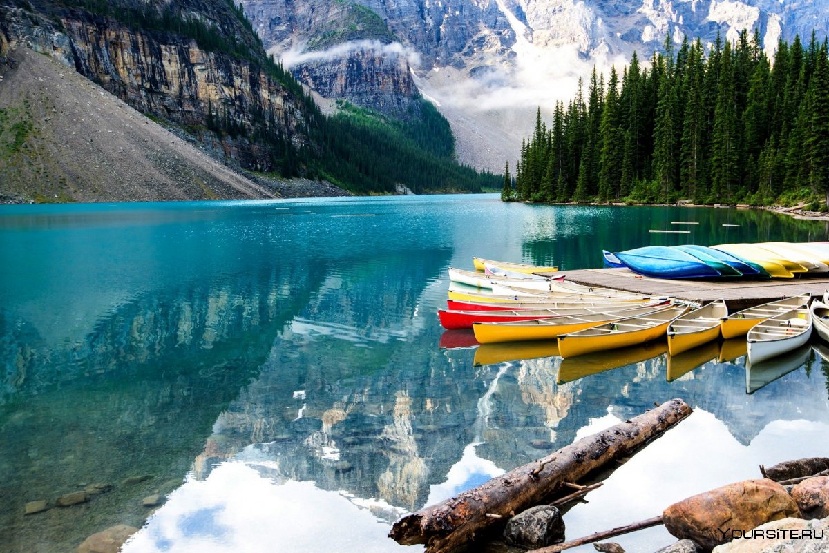 Озеро Морейн, Канада лодки
