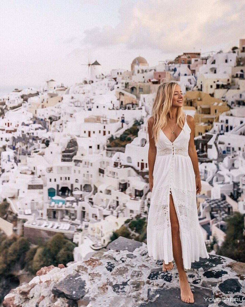 Блондинка в Греции