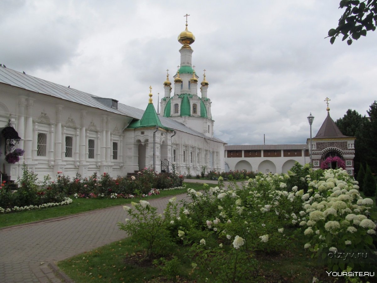Толгский монастырь Ярославль сад