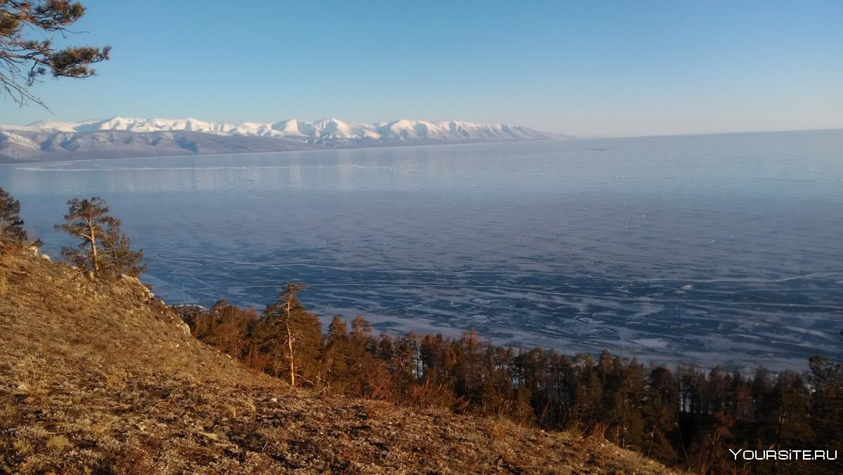 Чивыркуйский залив Байкал зима