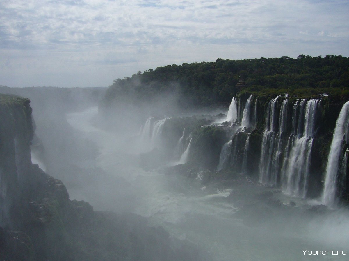 Водопад в Перу