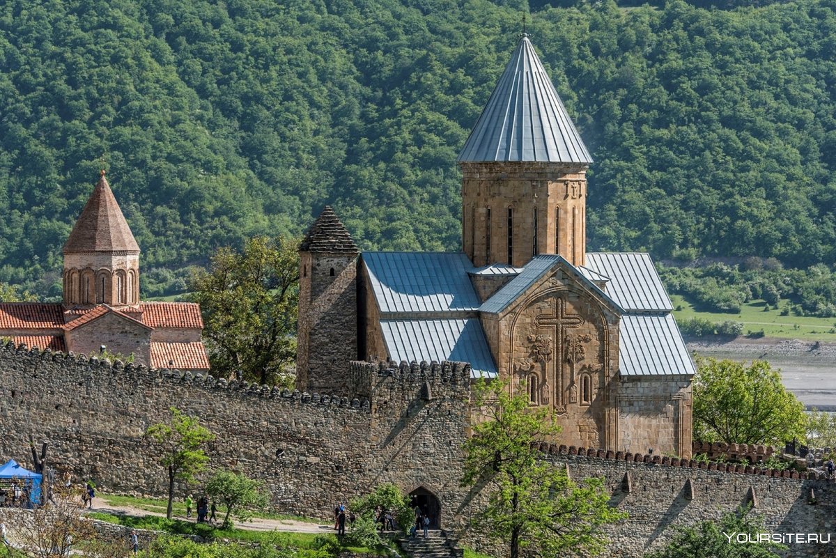 Тбилиси крепость Ананури
