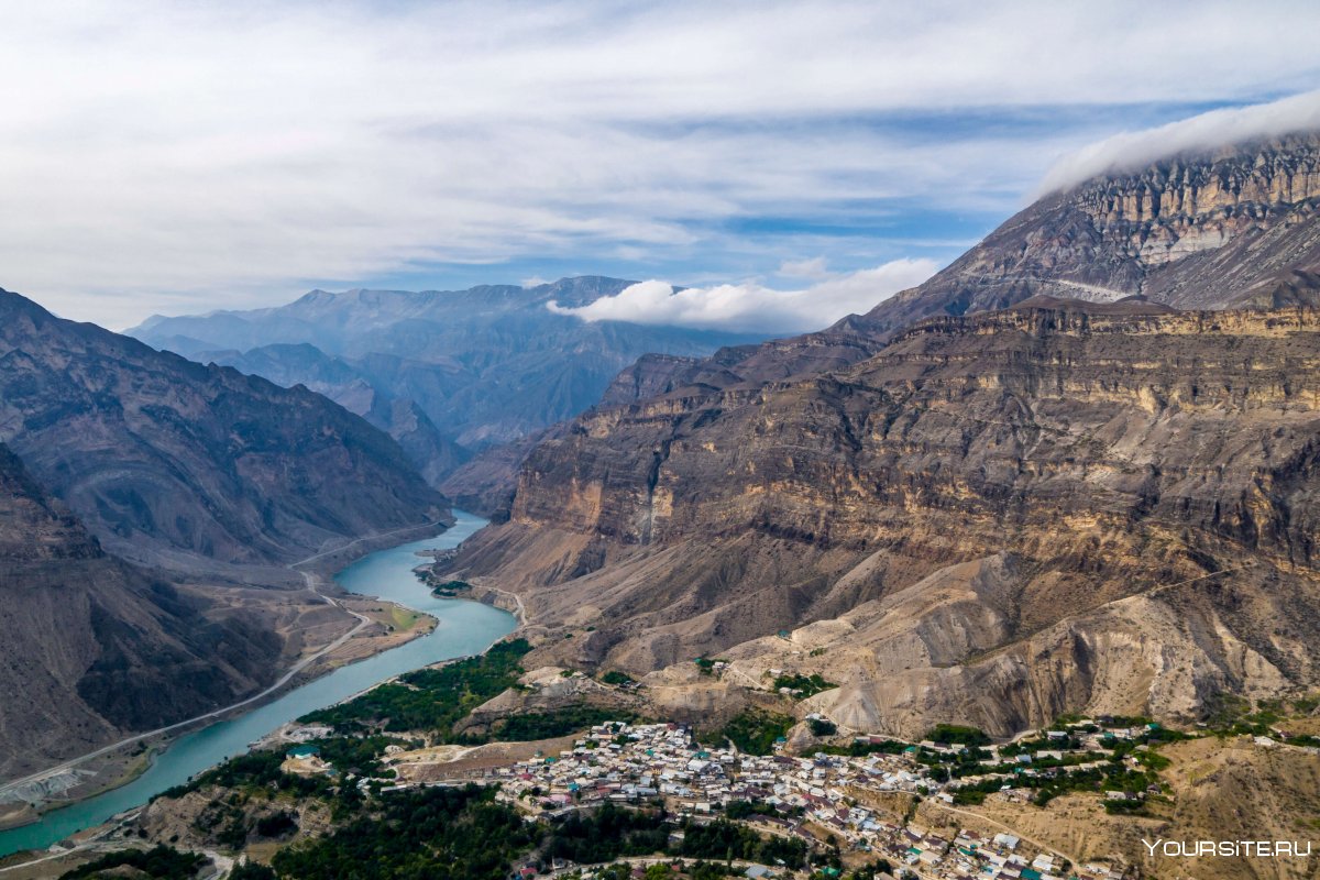 Сулакский каньон Гамсутль