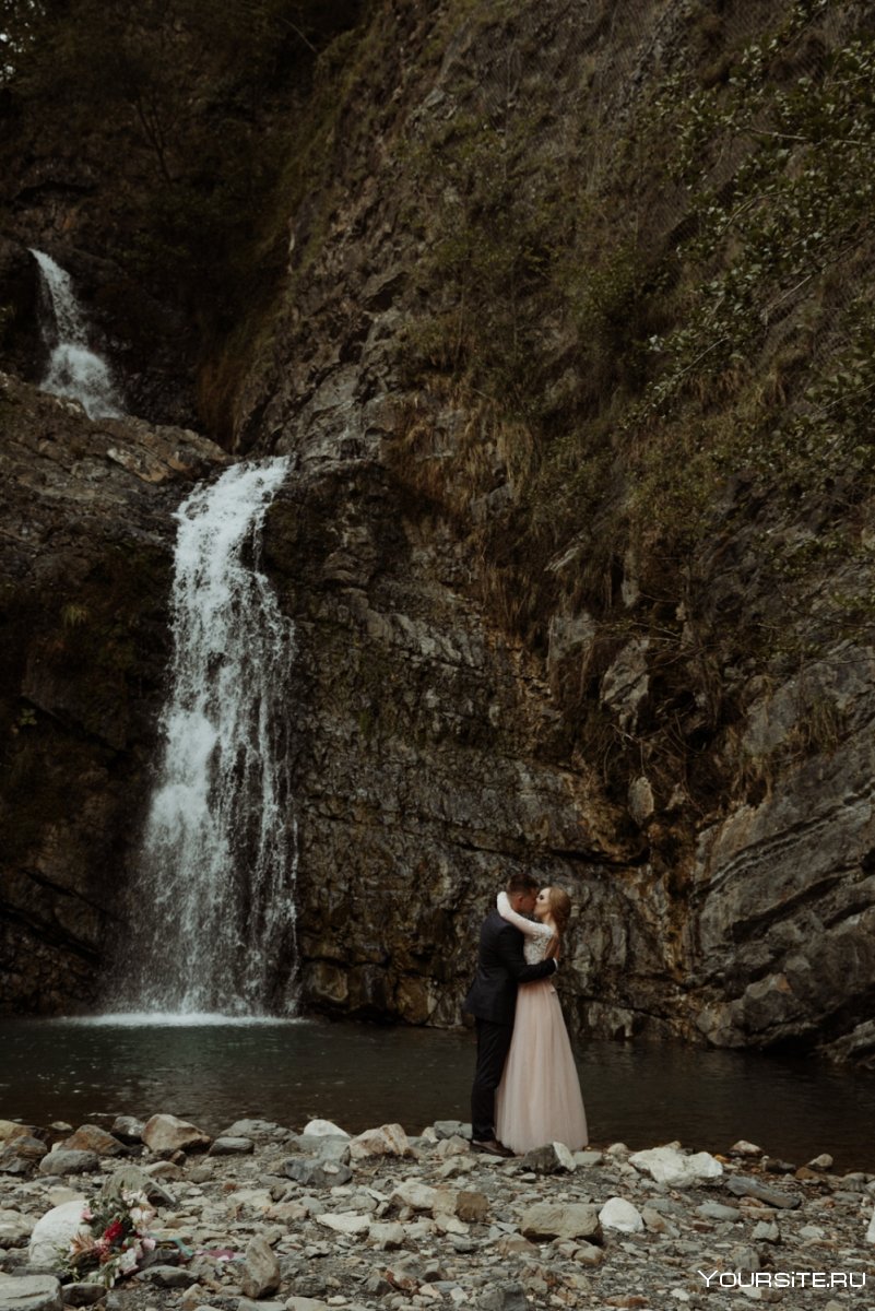 Водопад Осетинская невеста