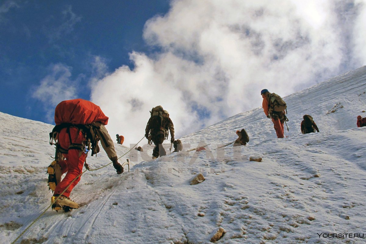 Гималаи Лобуче Эверест