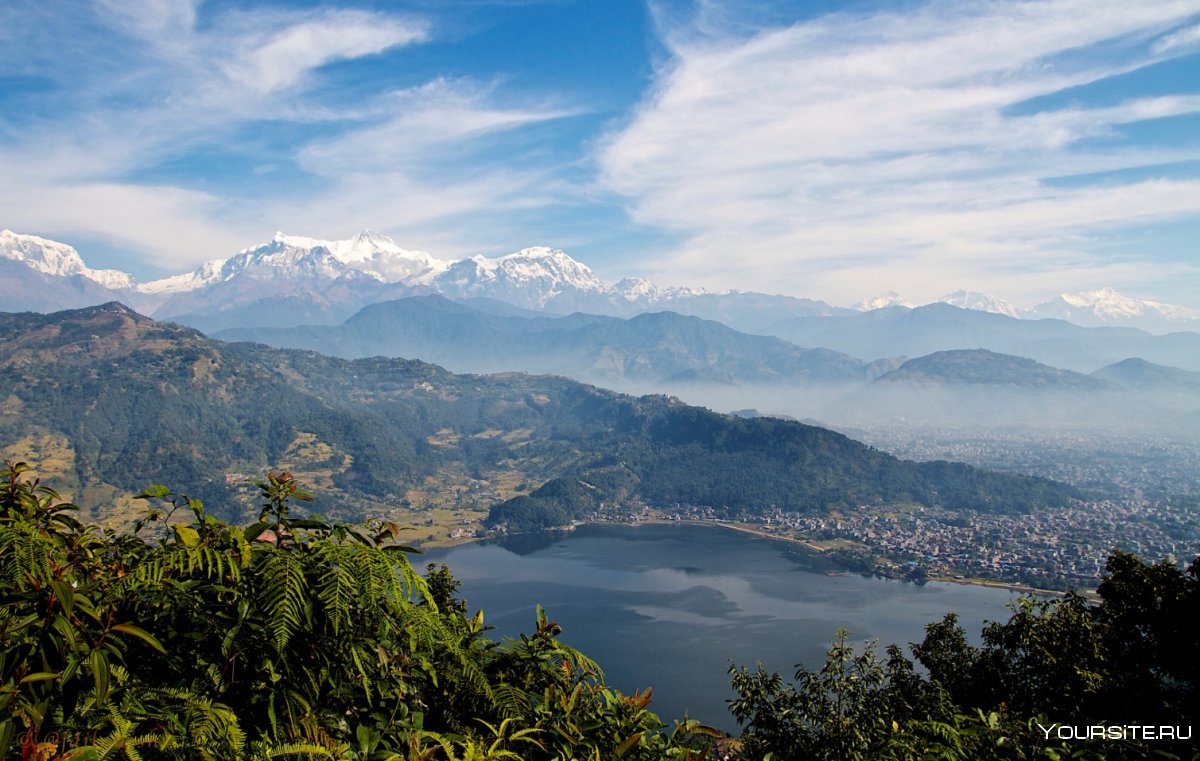 Покхара город горы