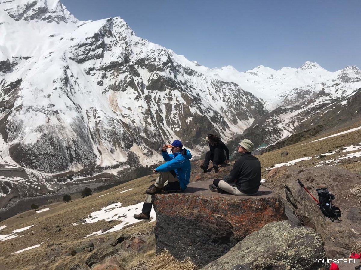 Эльбрус летом