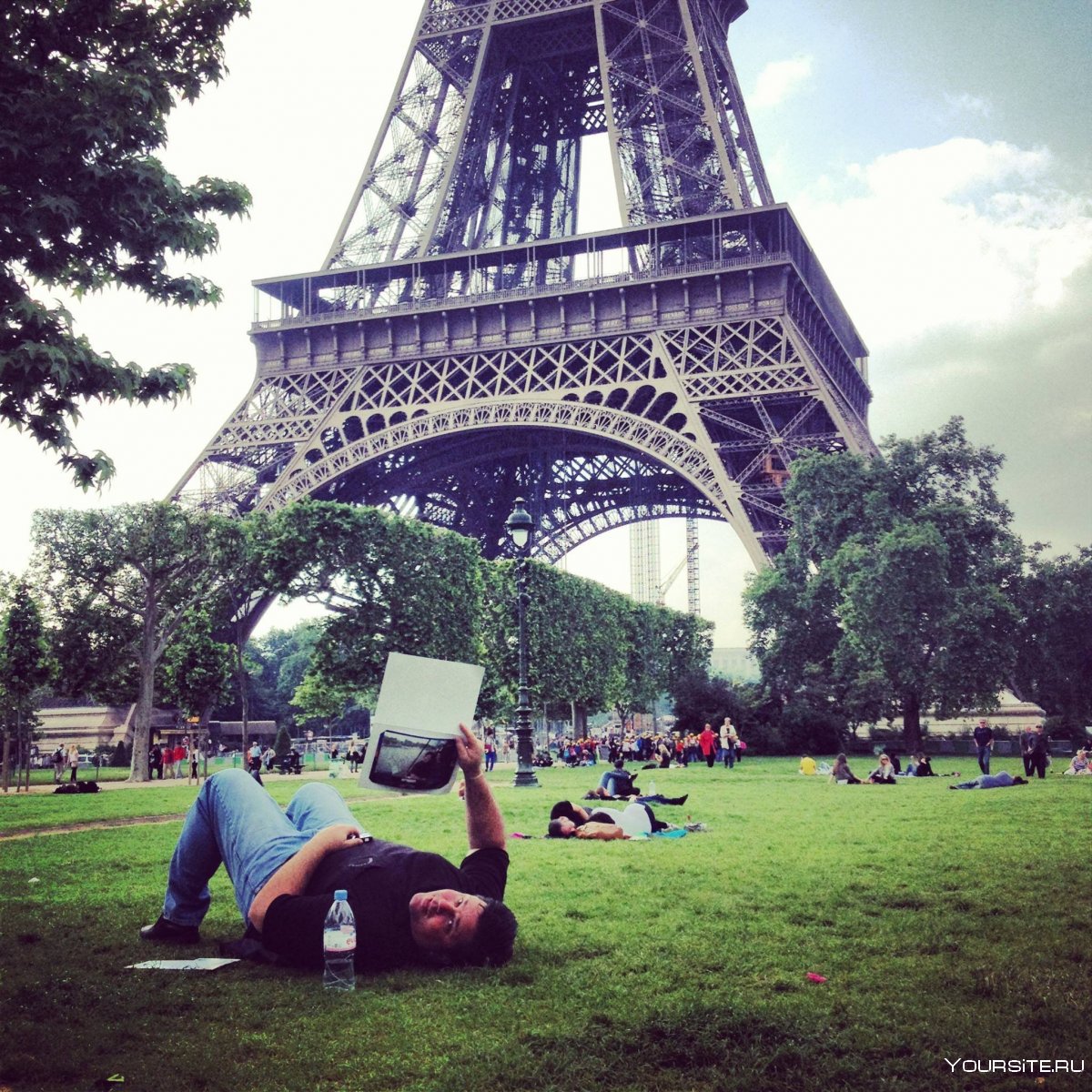 Париж 1944 Эйфелева башня