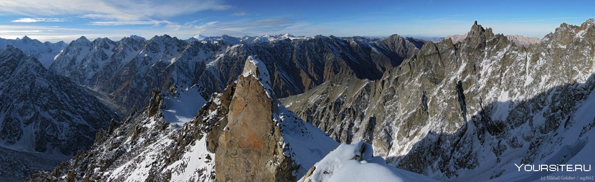 Панорама горы Безенги