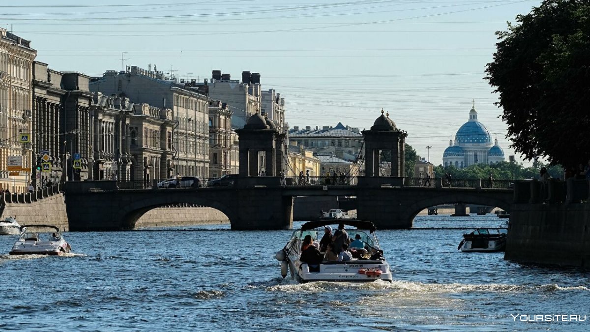 Санкт Петербург по рекам и каналам Нева тревал