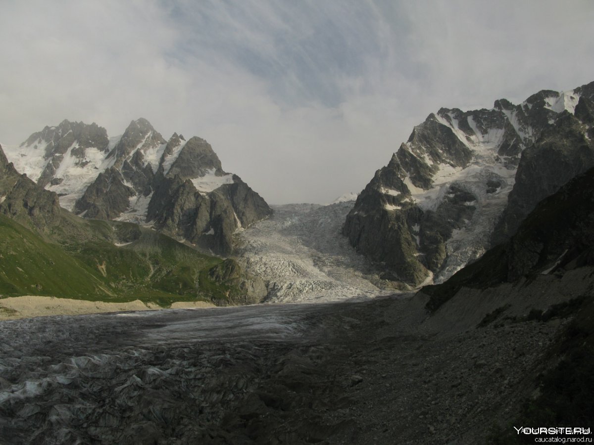 Дзинага Караугомский ледник