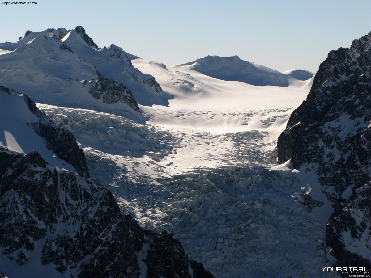 Ледник Караугом