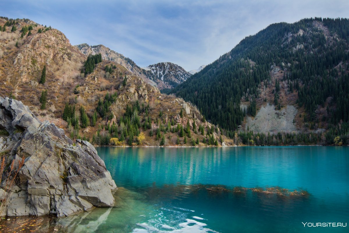 Озеро Архуарон Казахстан