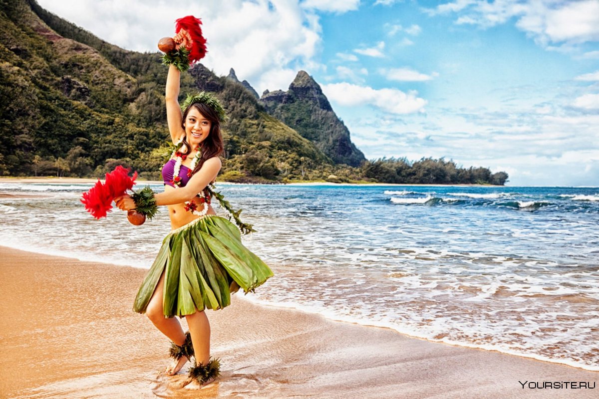 Гавайская девушка и море