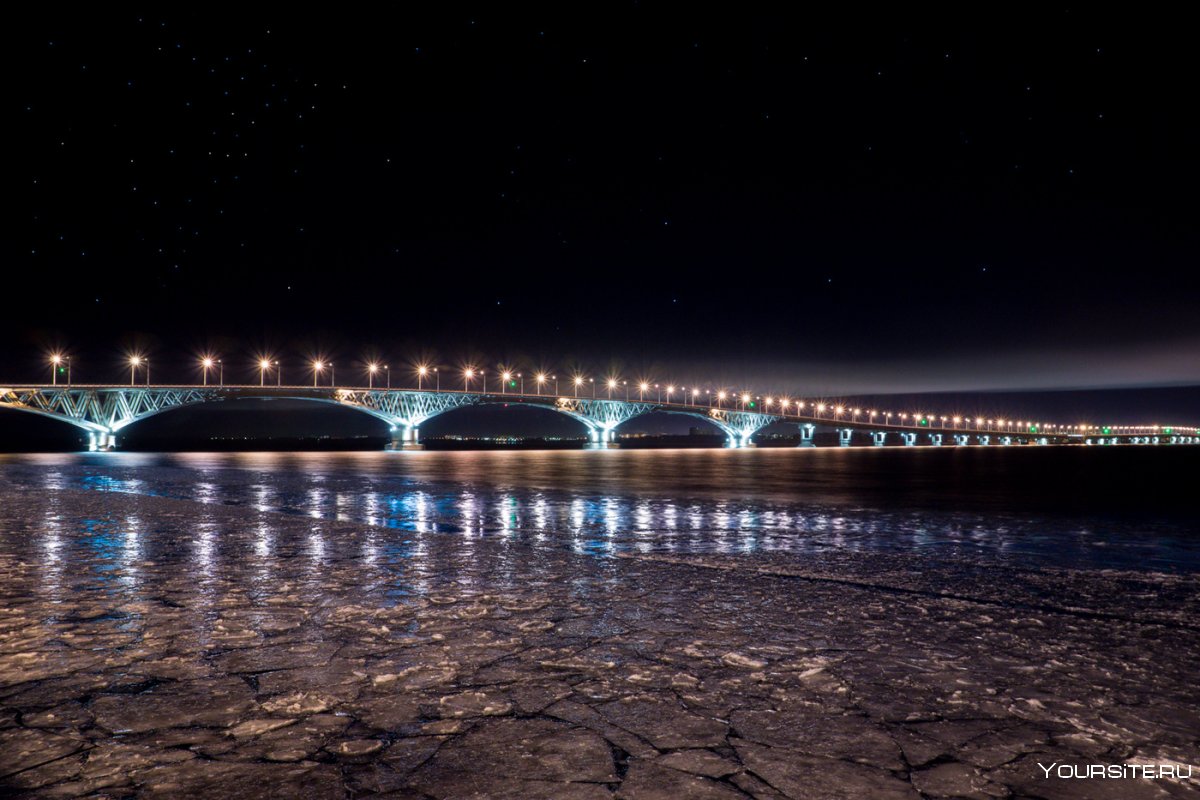 мост саратов ночью