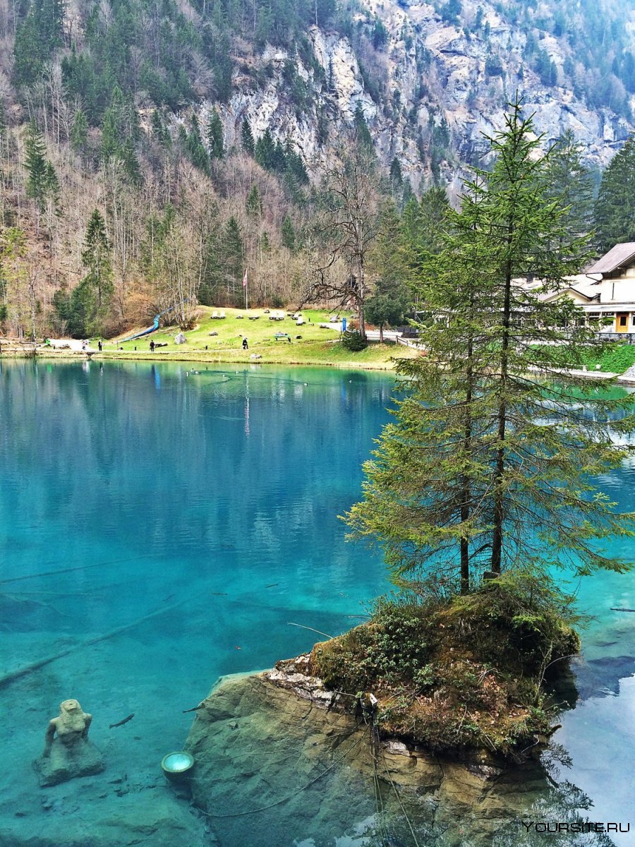 Озеро Блаузее Швейцария