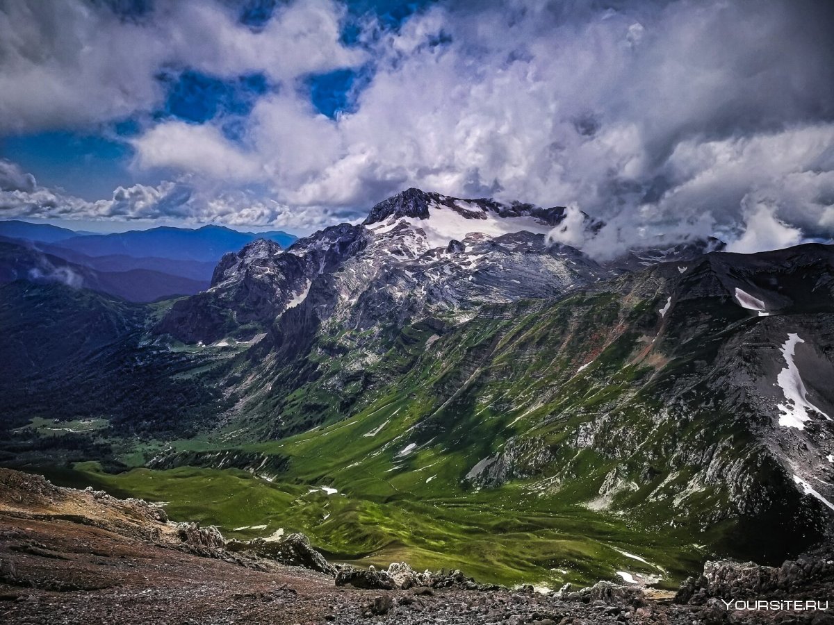 Кавказ гора Фишт