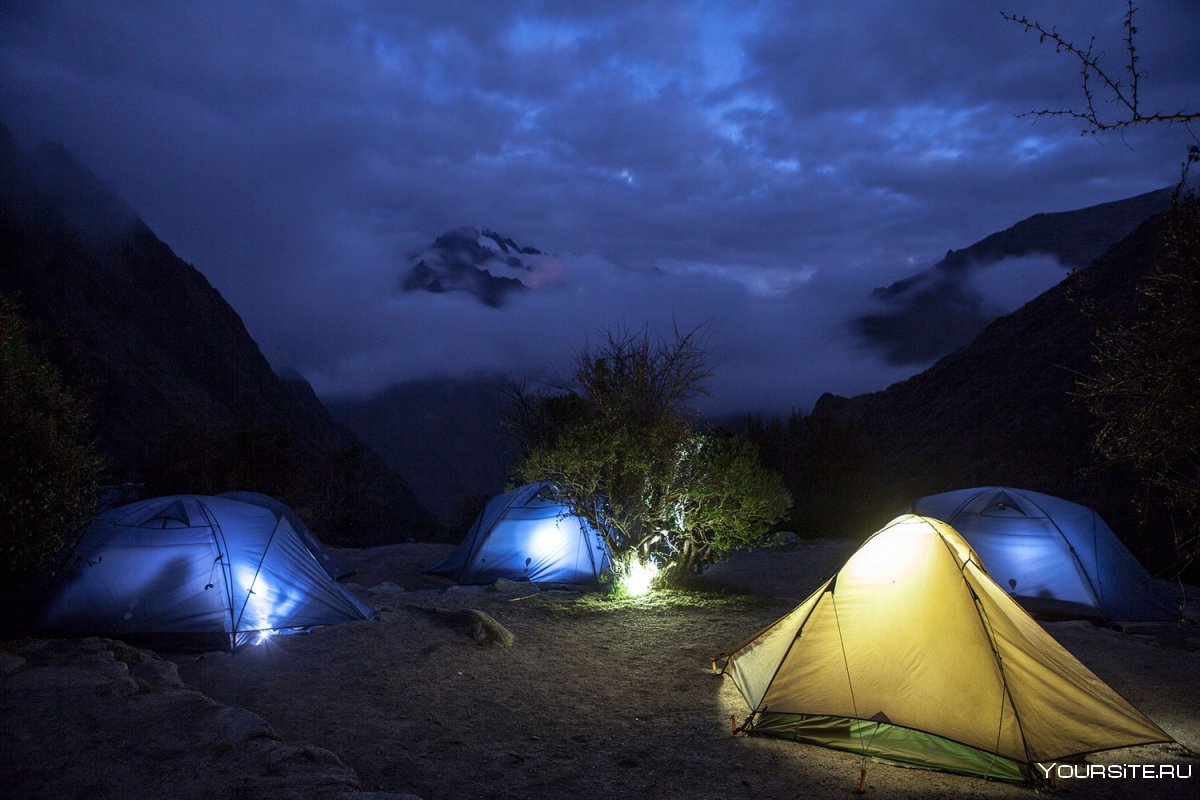 Ночевка на природе в палатке