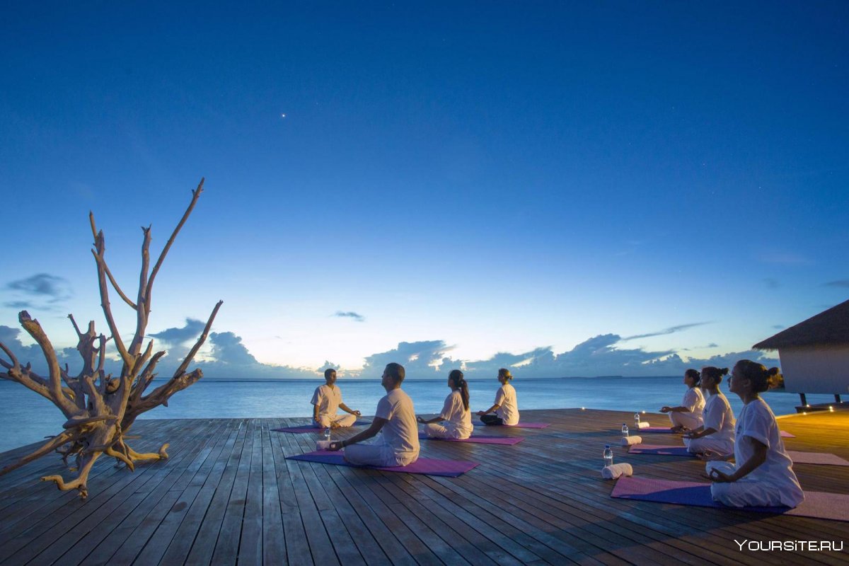 Йога на Мальдивах