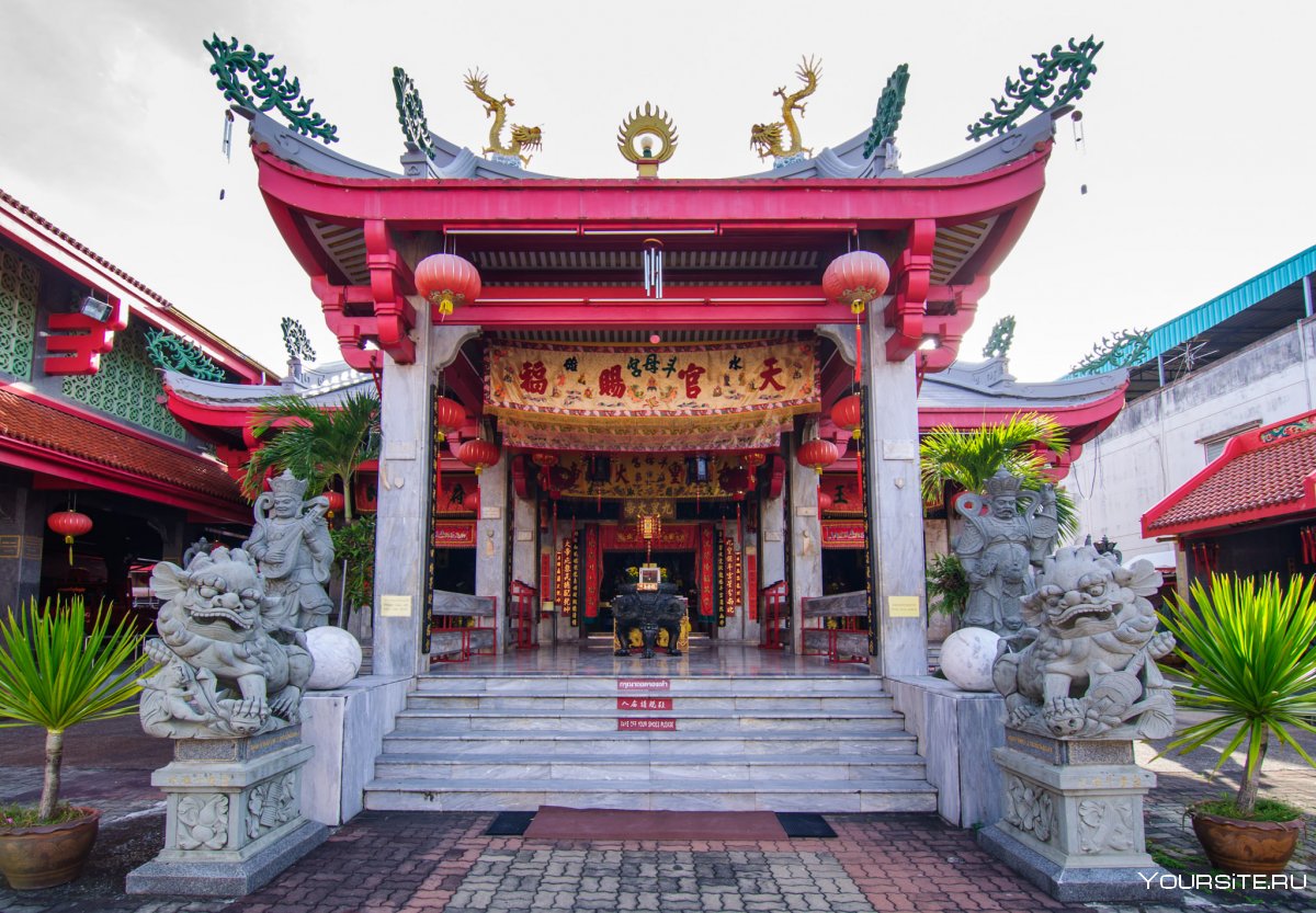 Сингапур даосистский храм