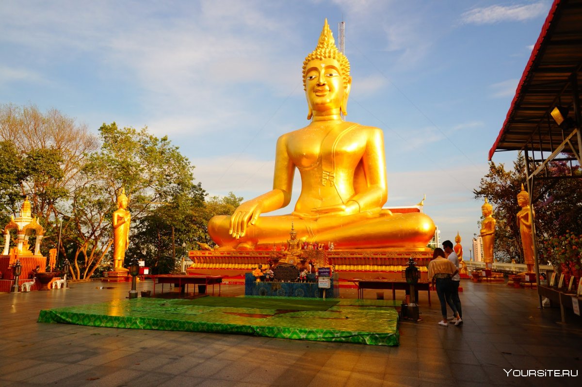 Храм золотого Будды в Паттайе