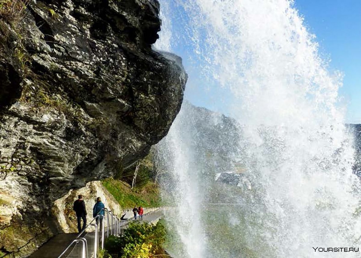 Водопад фата невесты Норвегия