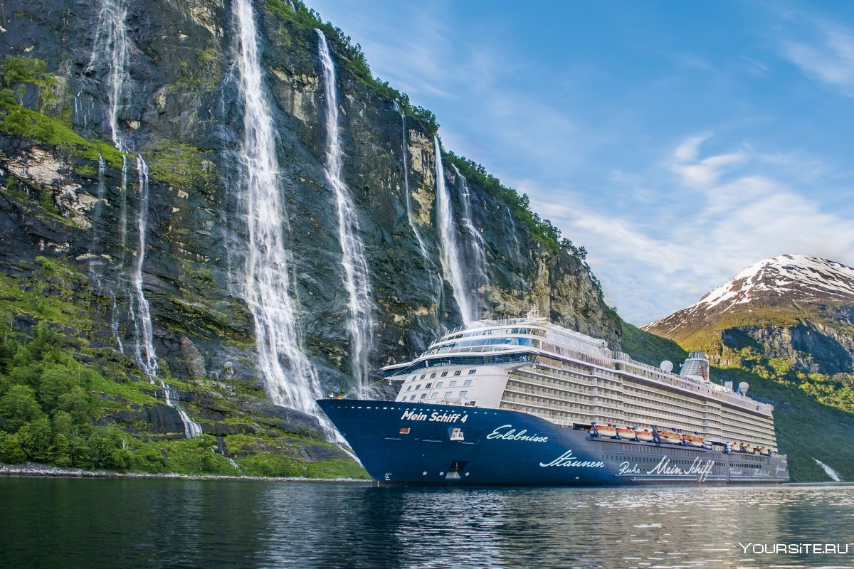 Лайнер опера MSC