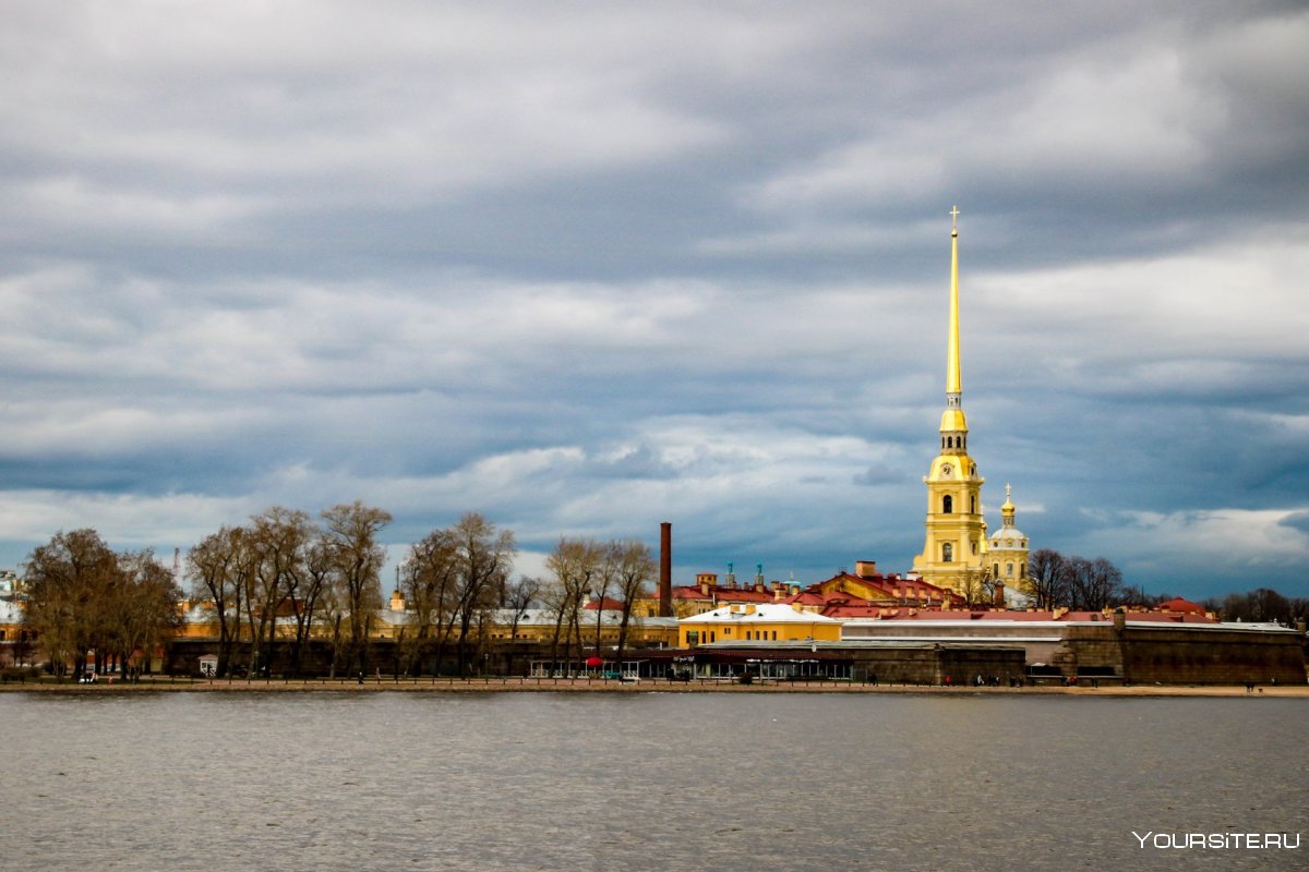 Петропавловская крепость в Санкт-Петербурге