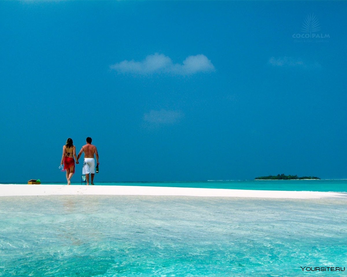 Пара на Мальдивах