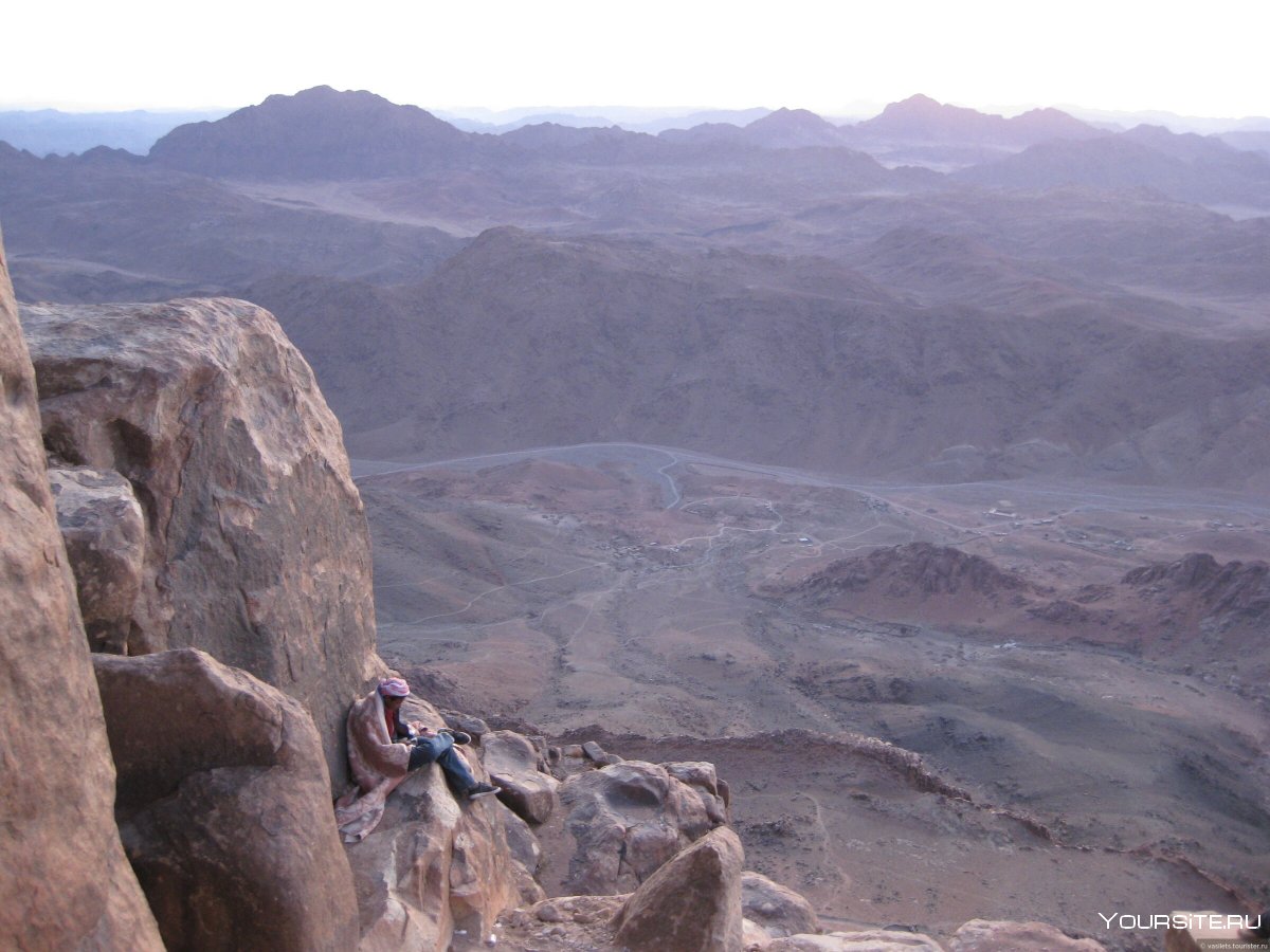 Камень с горы Синай