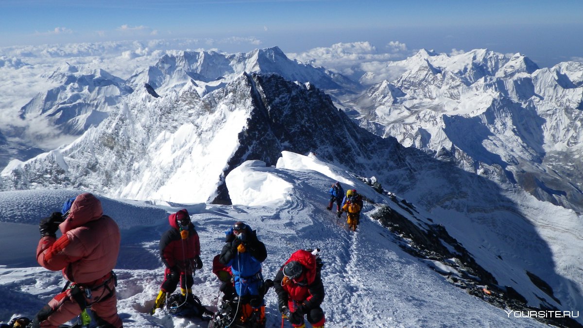 Гора Эверест макушка