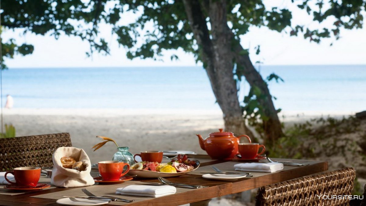 The h Resort beau Vallon Beach