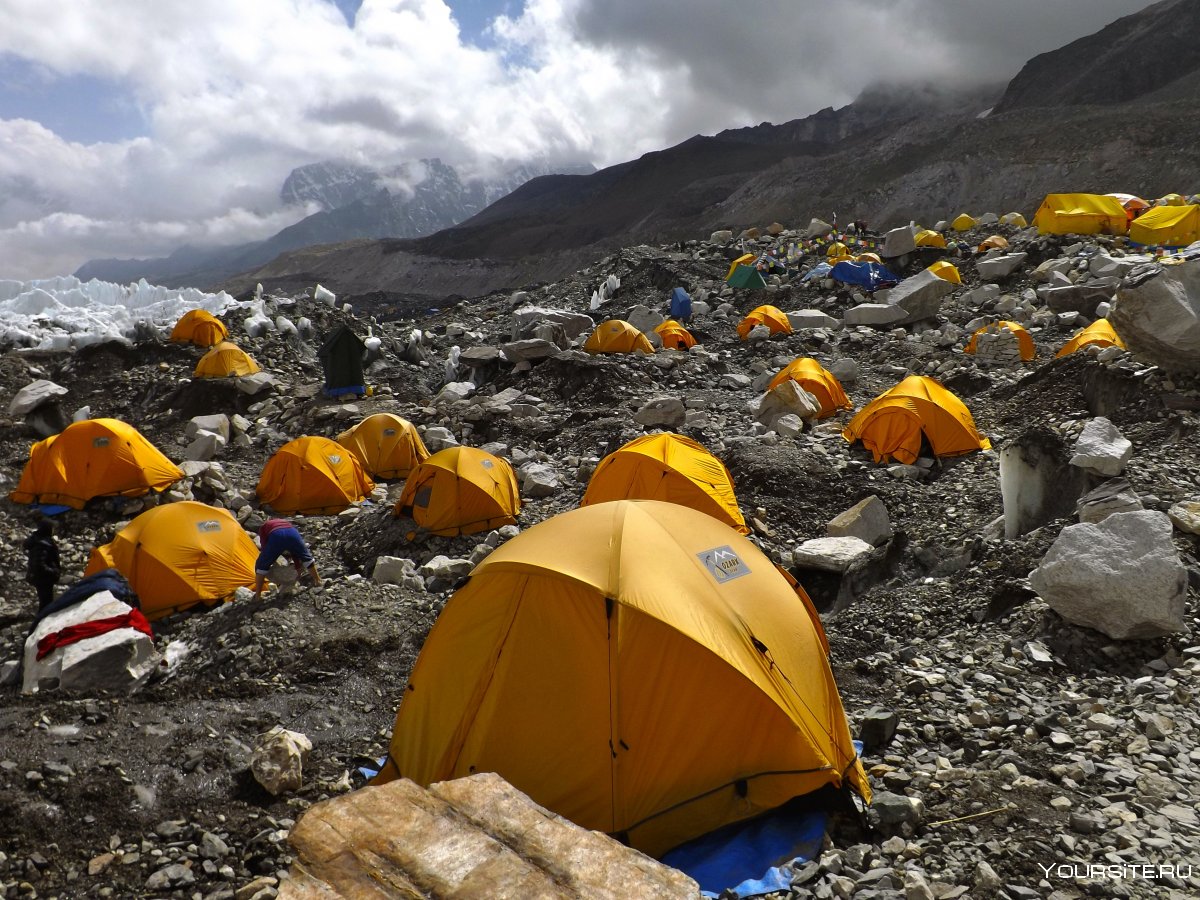 Палаточный лагерь Эверест