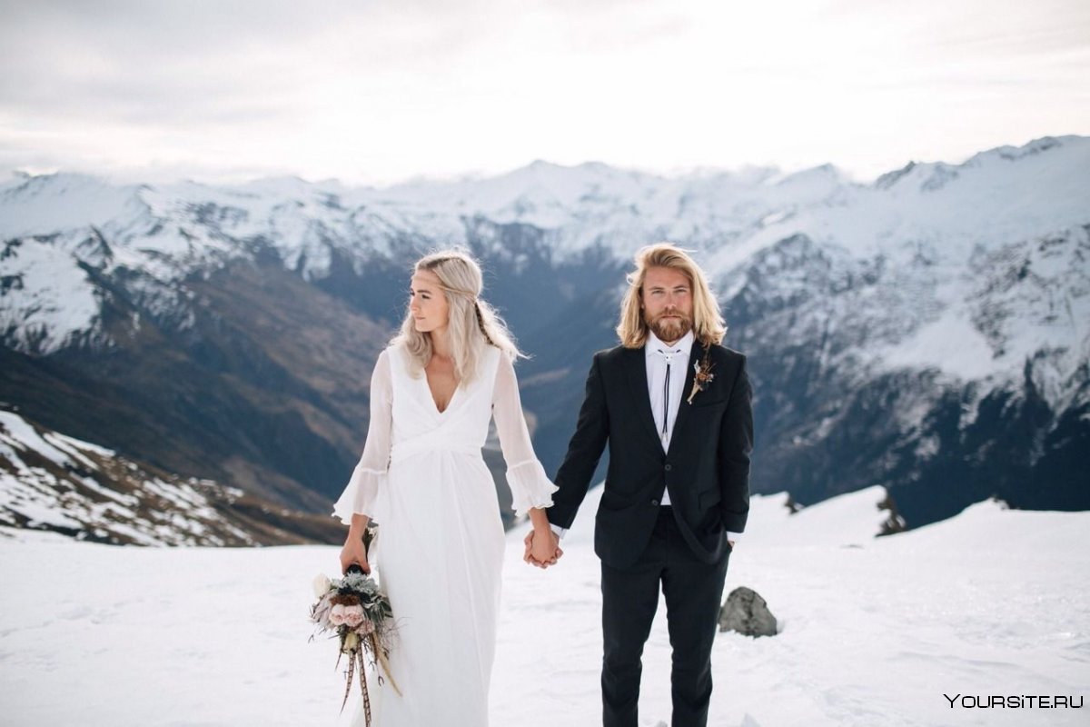 Свадьба в горах зимой