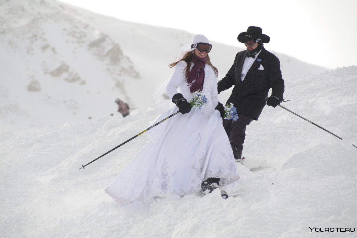 Свадьба в горах зимой