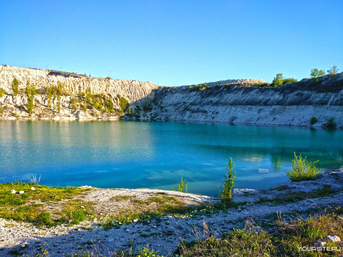 Мраморное озеро Скалистое Крым