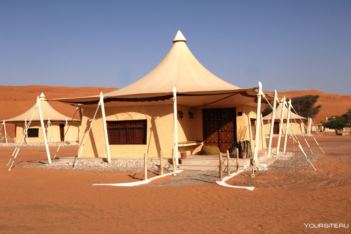 Оман отель в пустыне