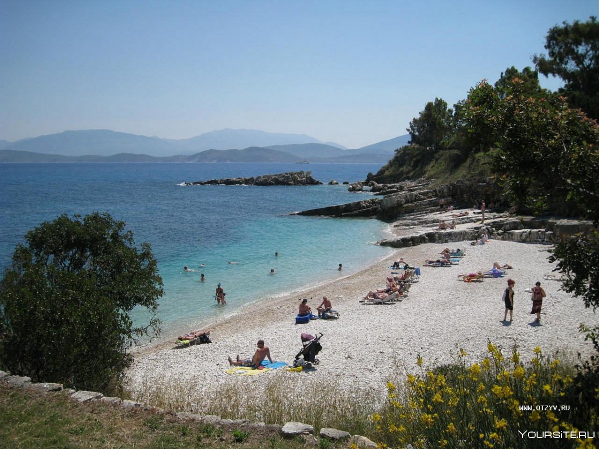 Греция пляж Палеокастрица