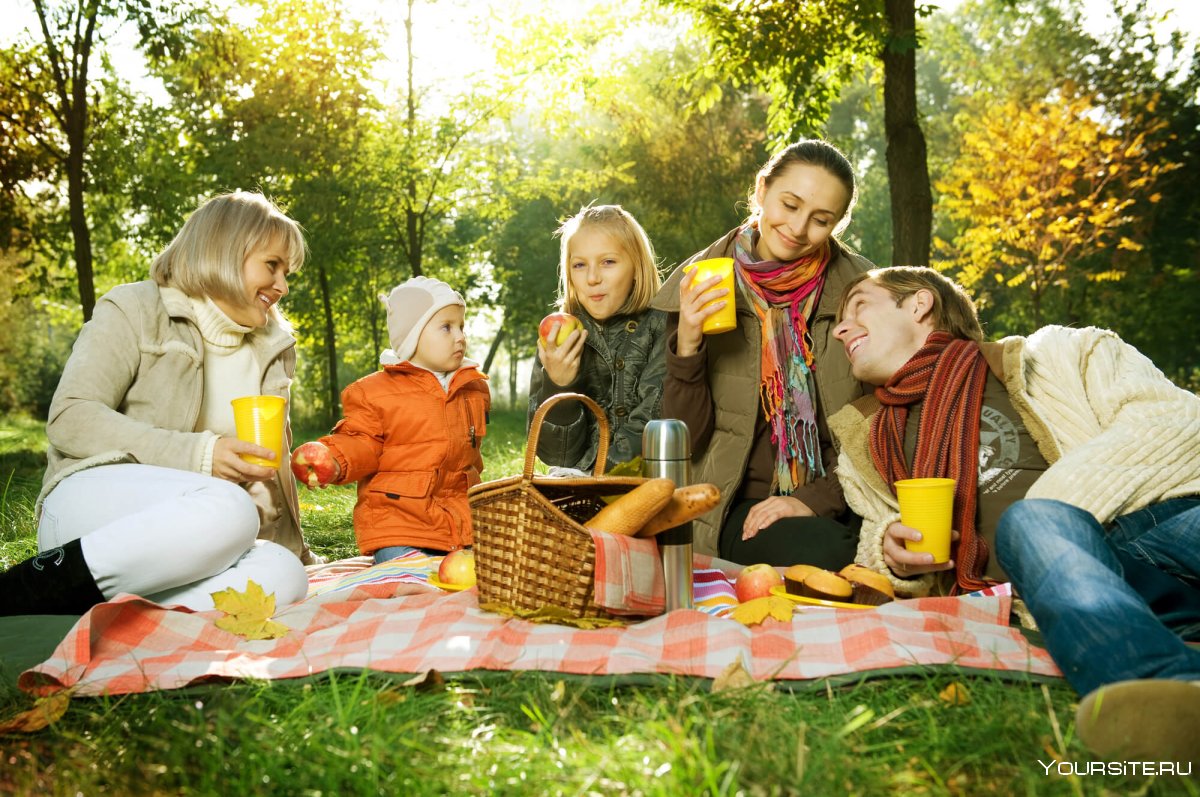 Осенний пикник с детьми