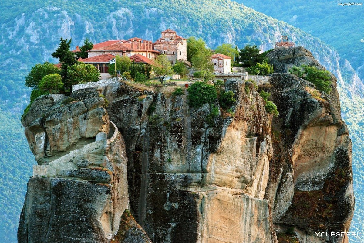 Монастырский комплекс Греция